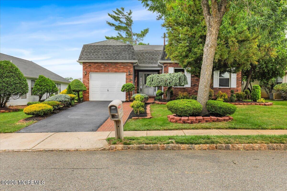 16 Suffolk Way Marlboro NJ 07746