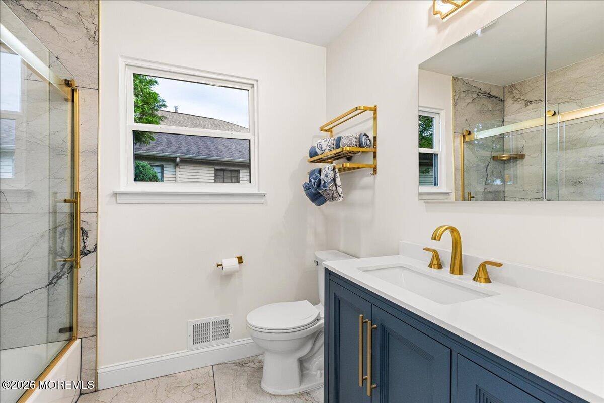 16 Suffolk Way Marlboro NJ 07746