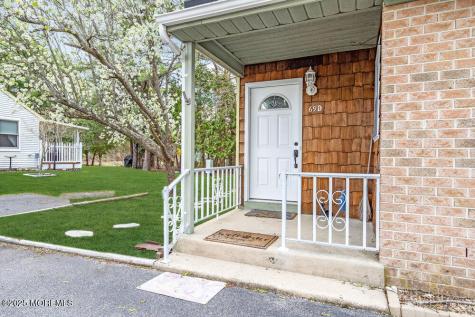 69 Sunset Road Whiting NJ 08759