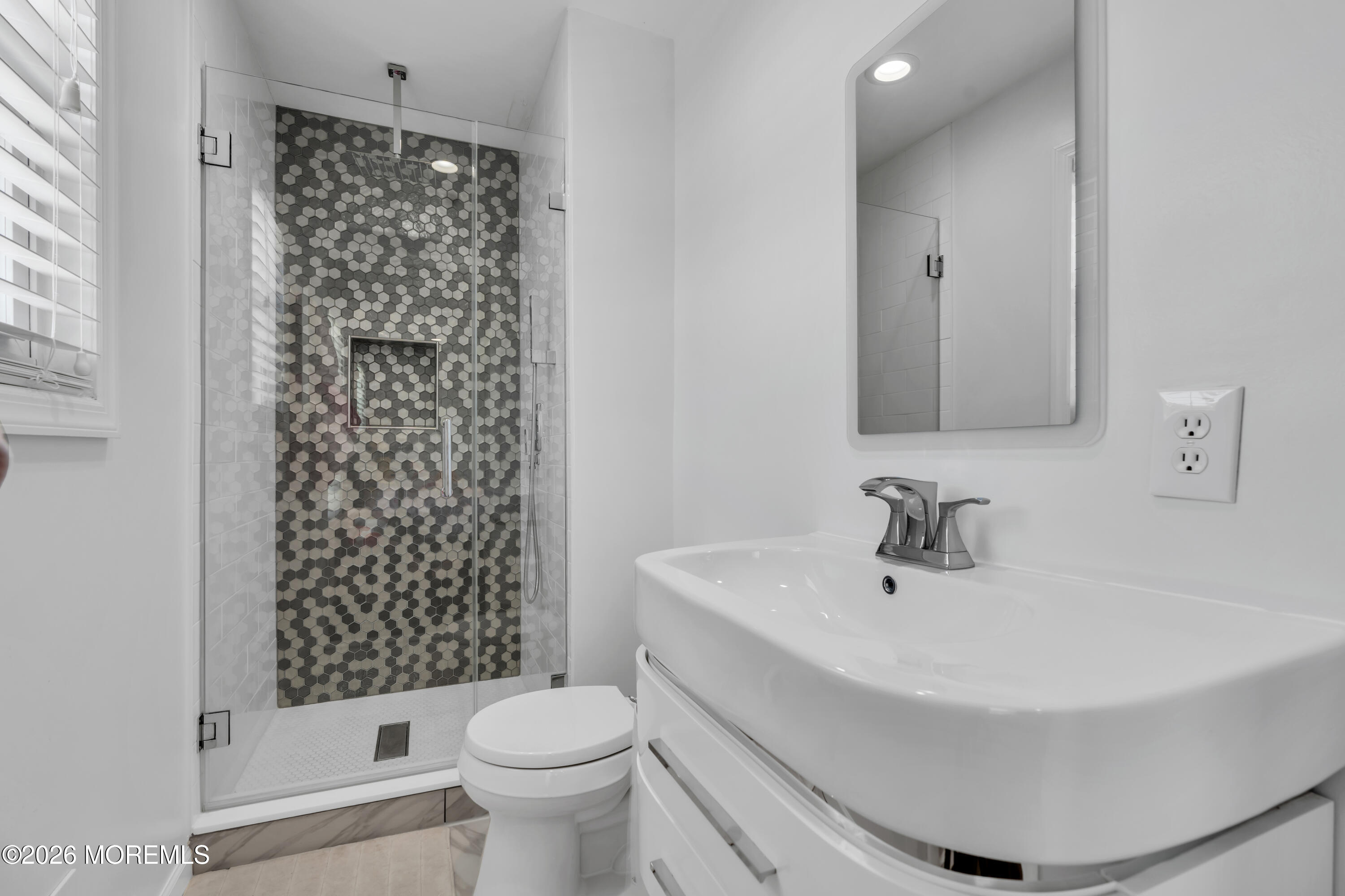 4 Laurel Crest Drive Howell NJ 07731
