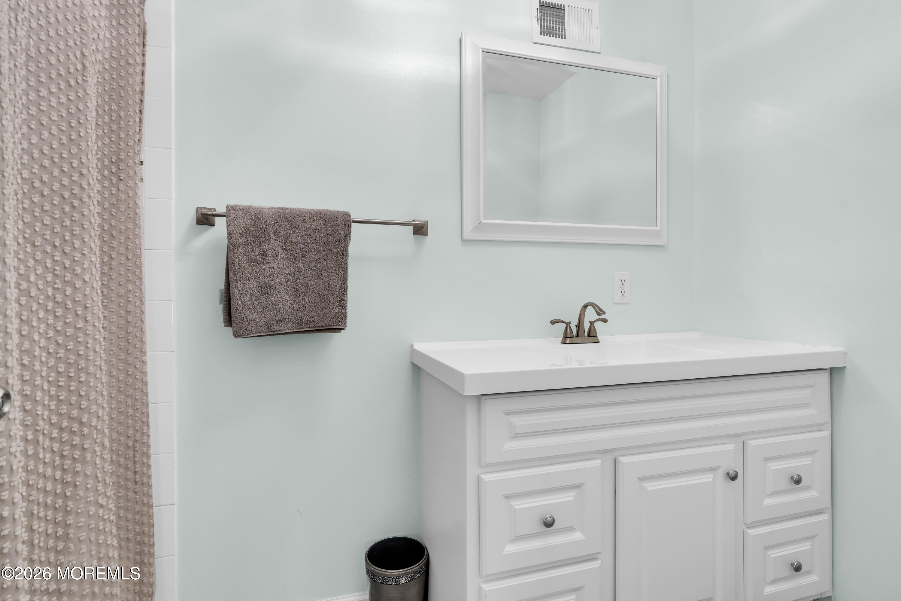 4 Laurel Crest Drive Howell NJ 07731