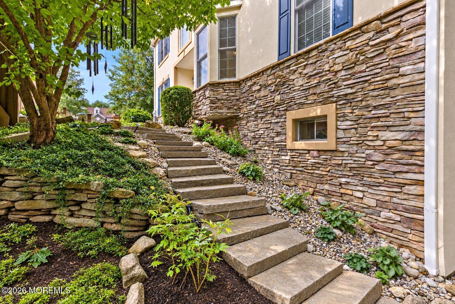26 Wyckoff Way Chester Twp NJ 07930