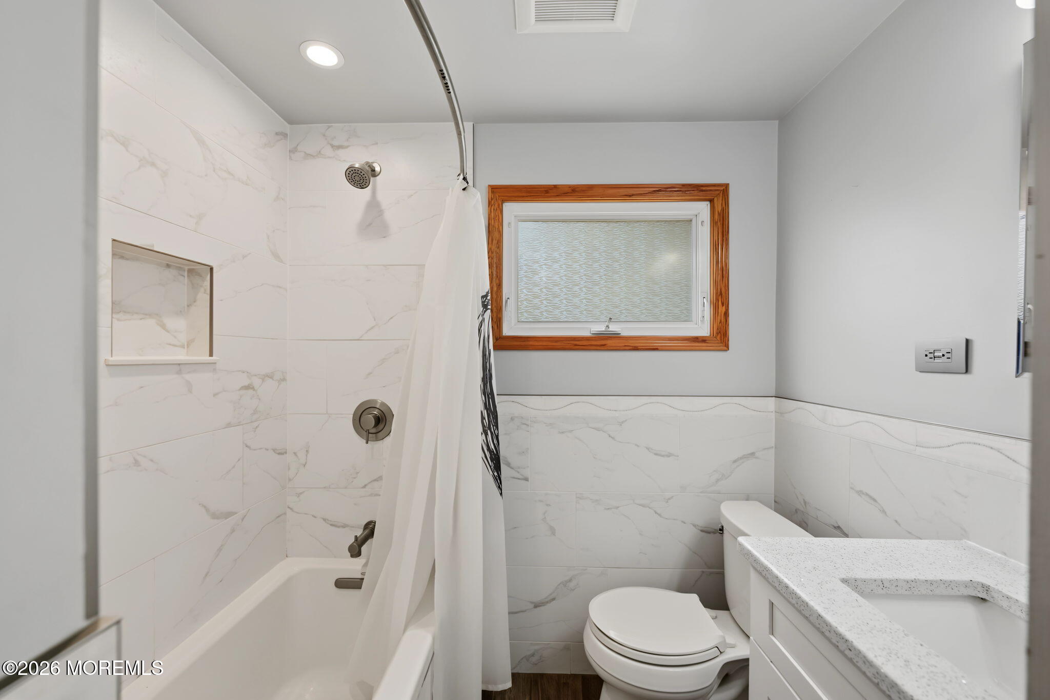 8 Bradford Road East Brunswick NJ 08816