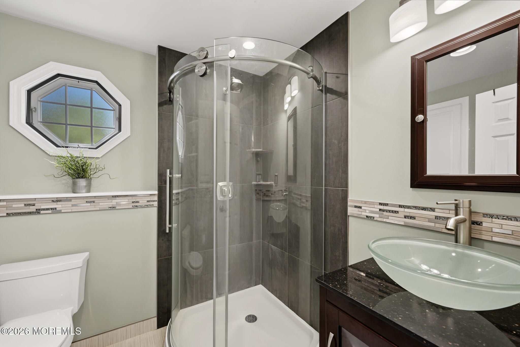 8 Bradford Road East Brunswick NJ 08816