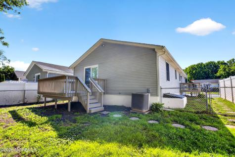 17 Brookview Lane Manalapan NJ 07726