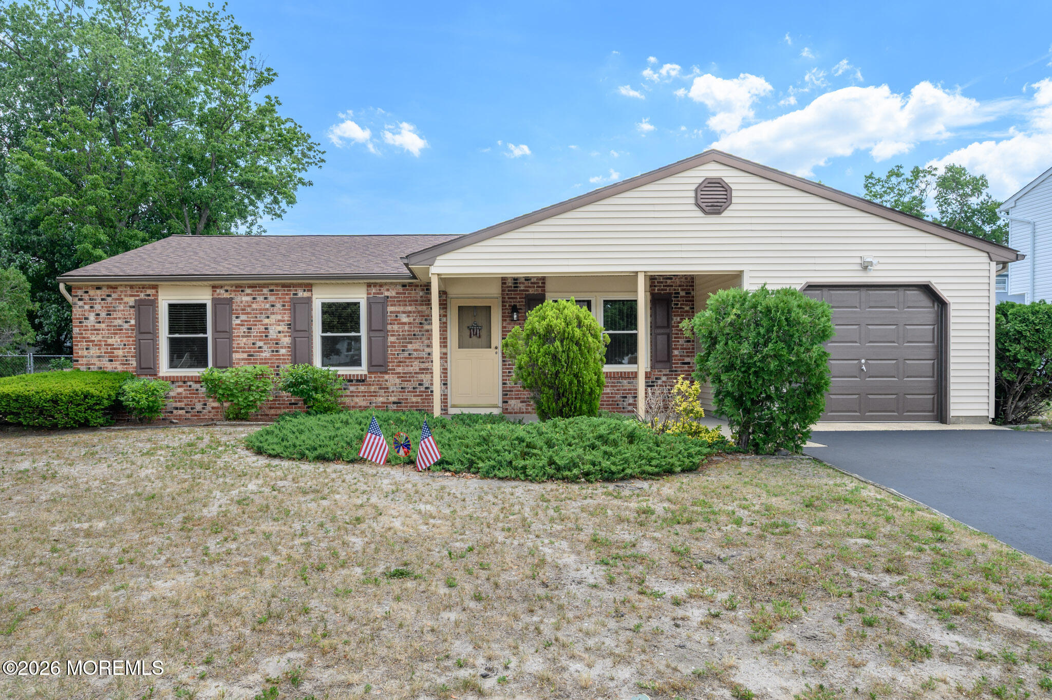 5 Evergreen Place Howell NJ 07731