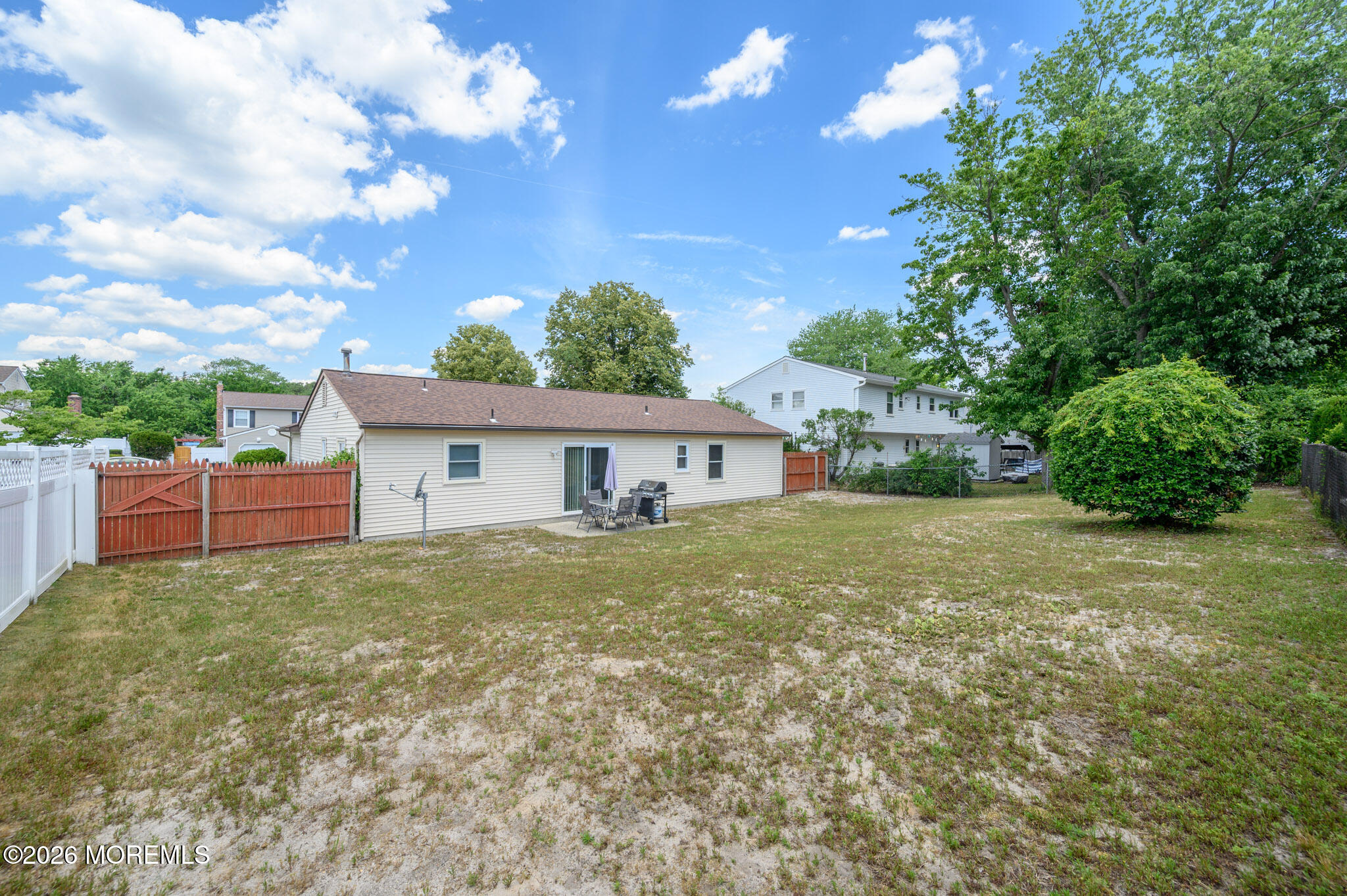 5 Evergreen Place Howell NJ 07731