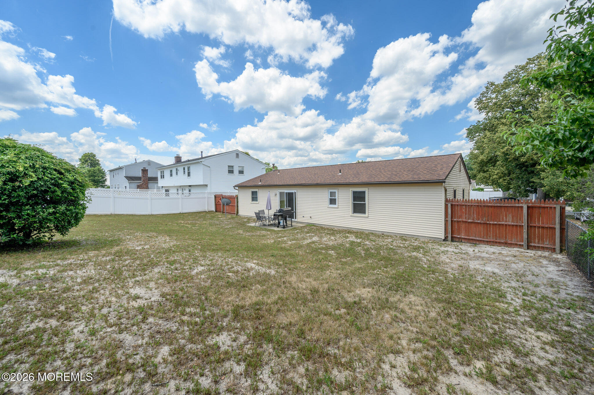 5 Evergreen Place Howell NJ 07731