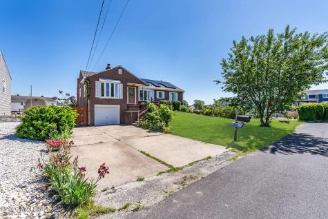 26 Culebra Avenue Toms River NJ 08753