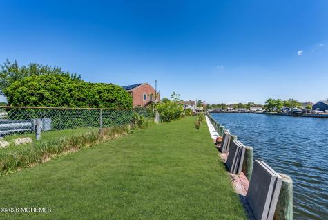 26 Culebra Avenue Toms River NJ 08753