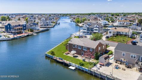 26 Culebra Avenue Toms River NJ 08753