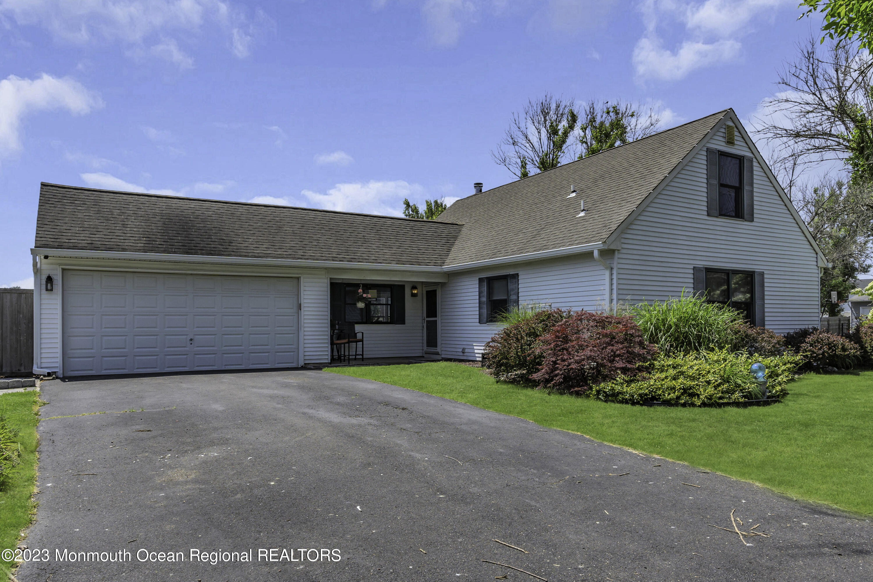 23 Appletree Road Howell NJ 07731