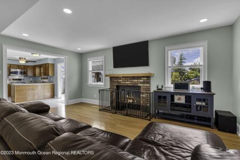 23 Appletree Road Howell NJ 07731