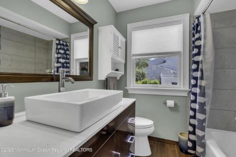 23 Appletree Road Howell NJ 07731