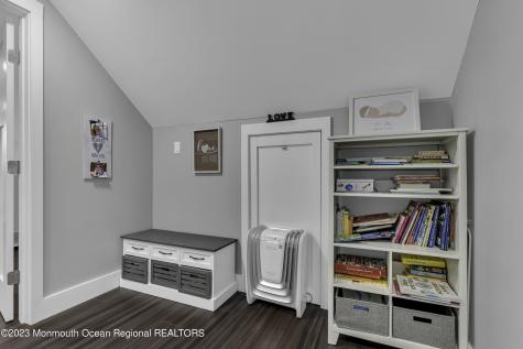 23 Appletree Road Howell NJ 07731