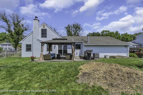 23 Appletree Road Howell NJ 07731