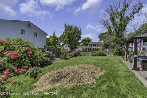 23 Appletree Road Howell NJ 07731