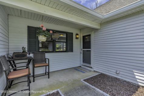 23 Appletree Road Howell NJ 07731