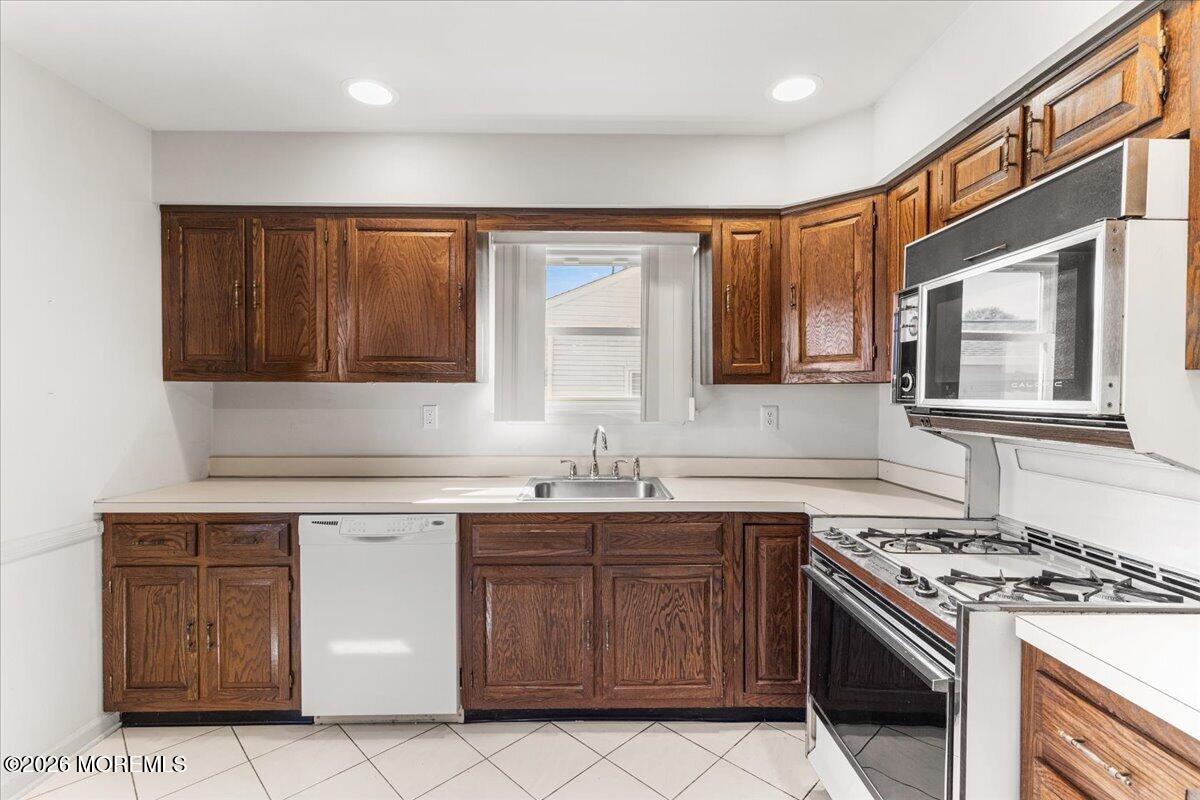 57 Suffolk Way Marlboro NJ 07746