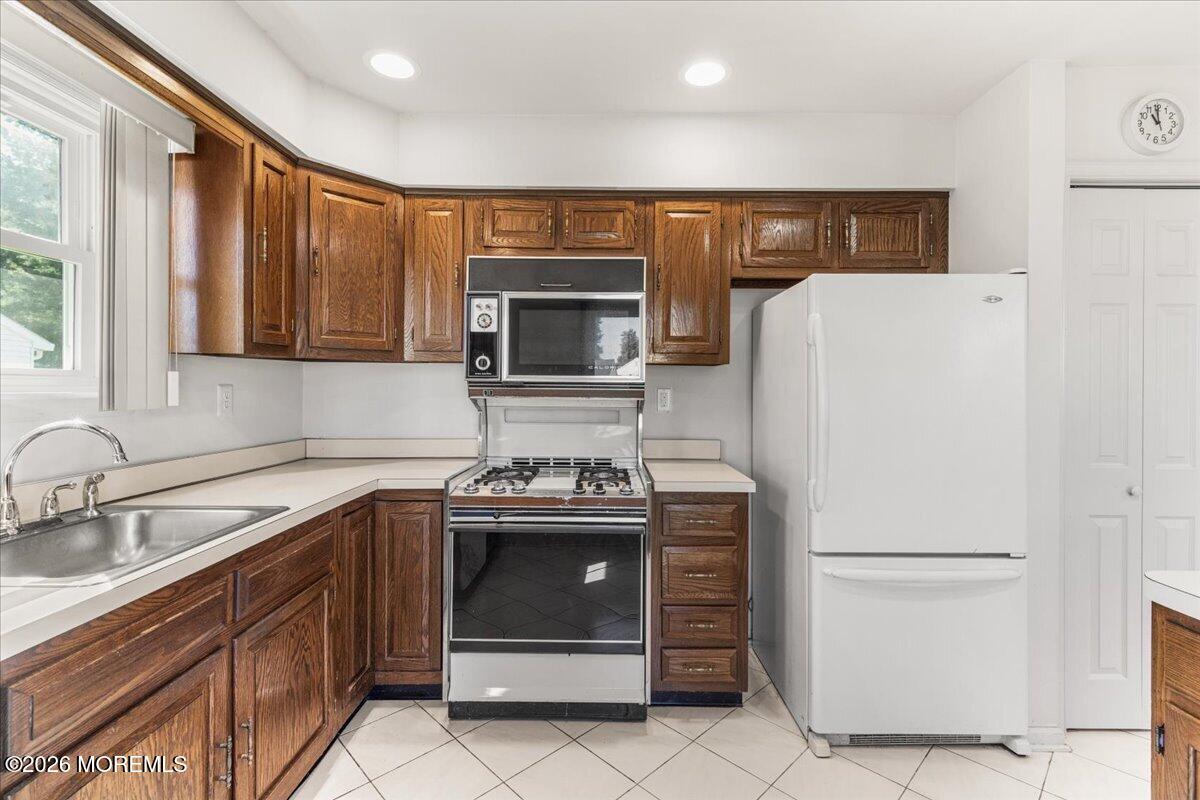 57 Suffolk Way Marlboro NJ 07746