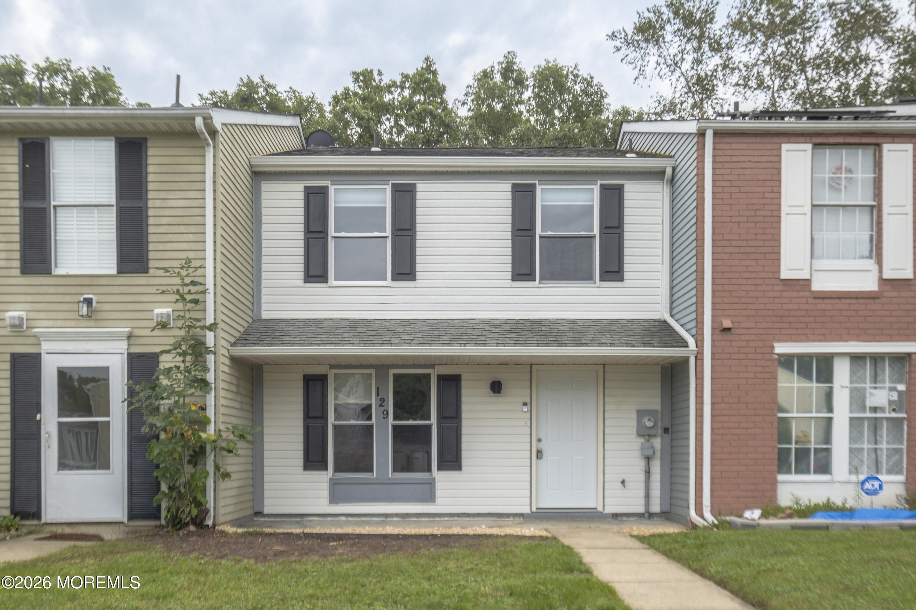 129 Villa Knoll Court Sicklerville NJ 08081