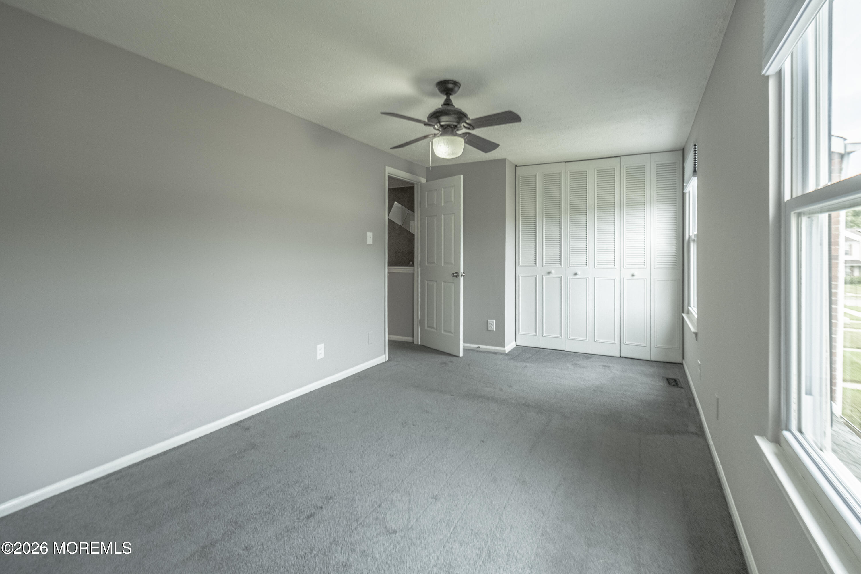 129 Villa Knoll Court Sicklerville NJ 08081