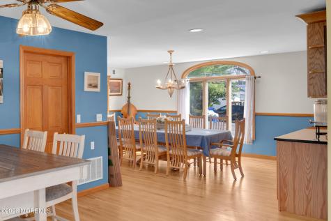 203 Gilford Avenue Island Heights NJ 08732