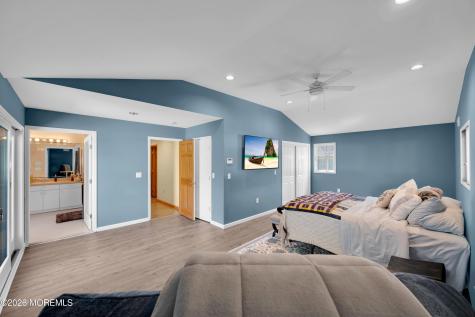 203 Gilford Avenue Island Heights NJ 08732