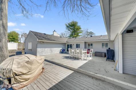 203 Gilford Avenue Island Heights NJ 08732