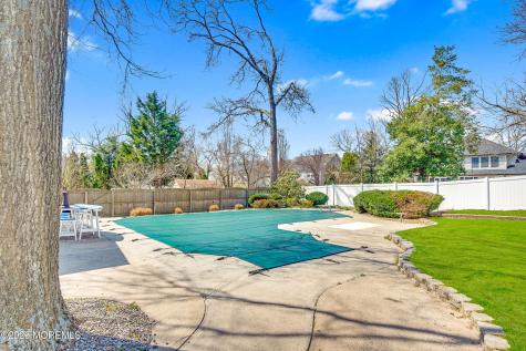 203 Gilford Avenue Island Heights NJ 08732