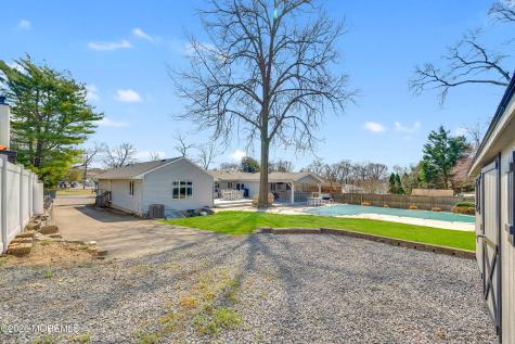 203 Gilford Avenue Island Heights NJ 08732