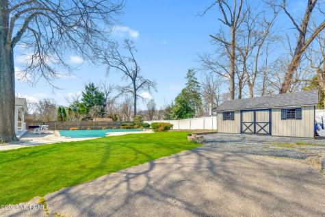 203 Gilford Avenue Island Heights NJ 08732