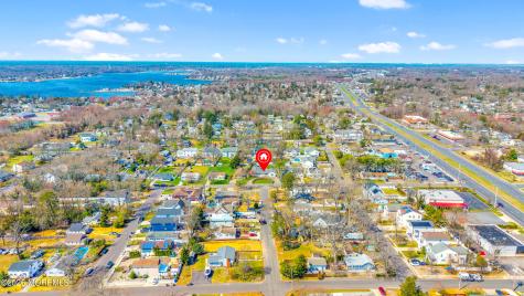 203 Gilford Avenue Island Heights NJ 08732
