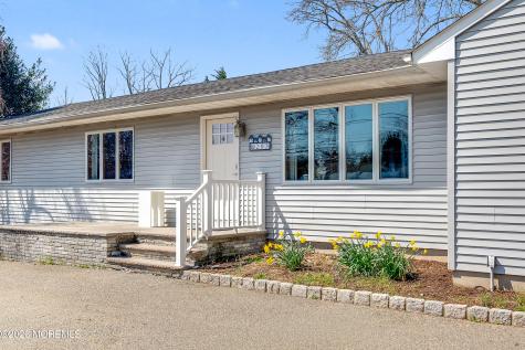 203 Gilford Avenue Island Heights NJ 08732