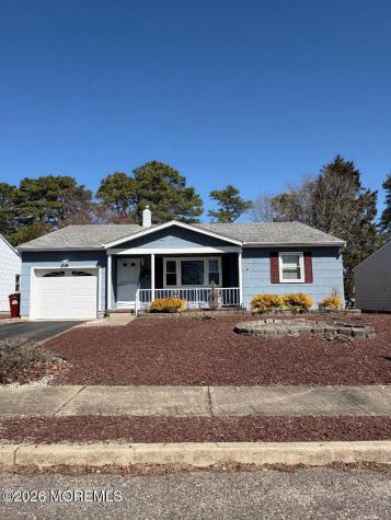 28 Caldwell Drive Toms River NJ 08757
