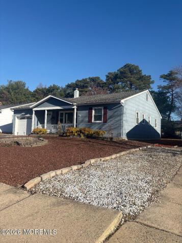 28 Caldwell Drive Toms River NJ 08757