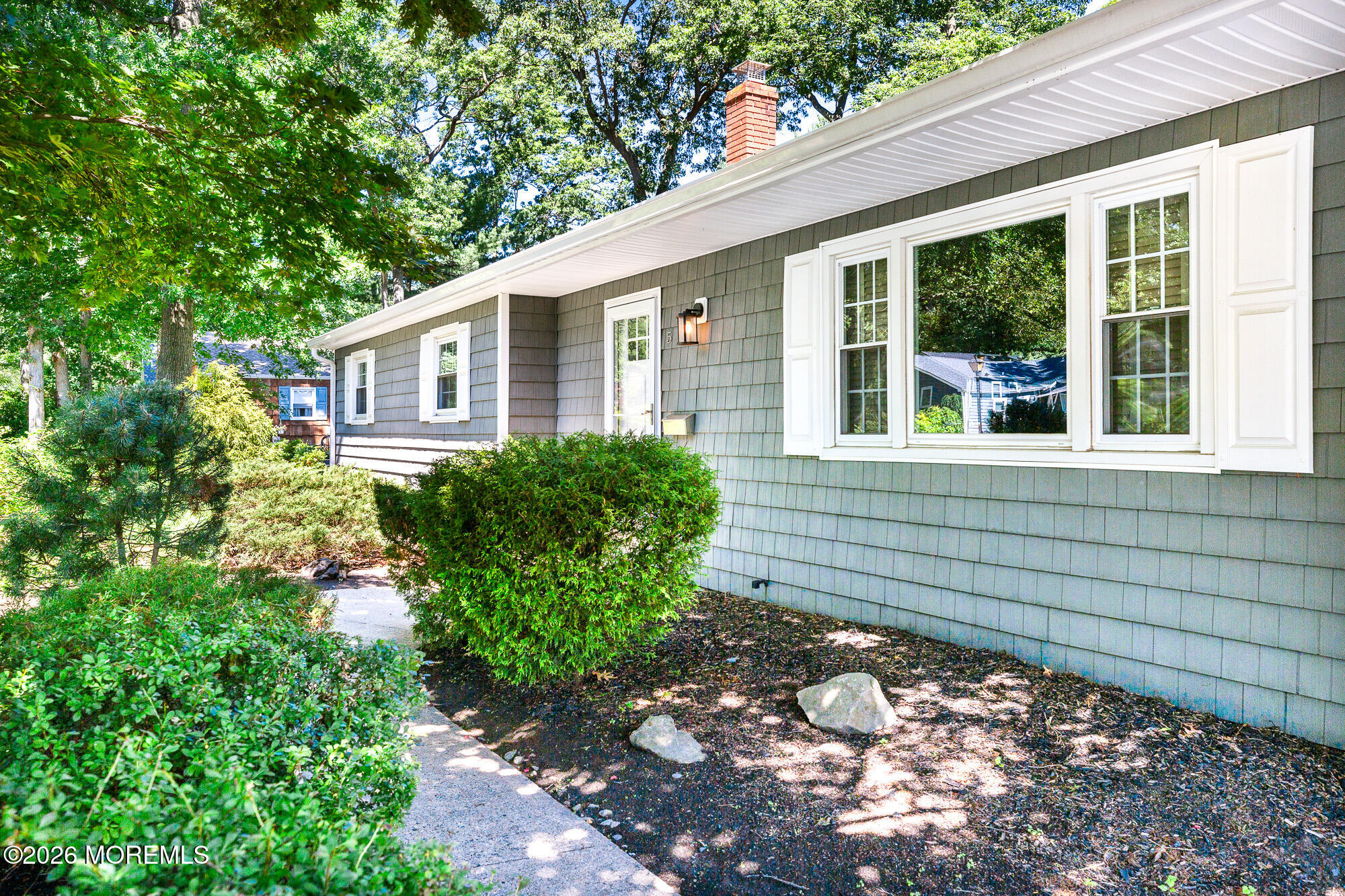 5 Camelot Drive East Brunswick NJ 08816