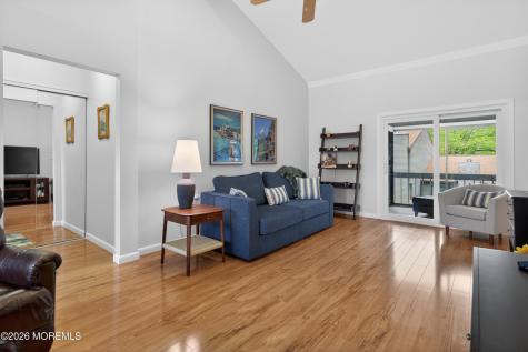 17 Belmont Court Red Bank NJ 07701