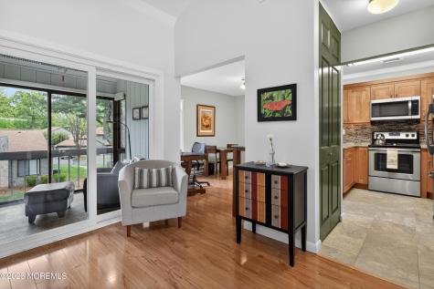 17 Belmont Court Red Bank NJ 07701