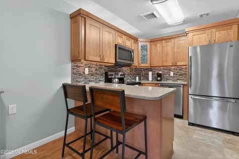 17 Belmont Court Red Bank NJ 07701