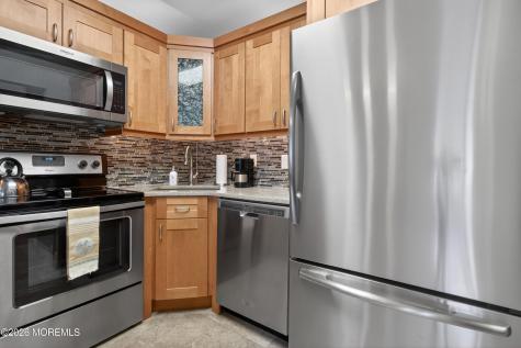 17 Belmont Court Red Bank NJ 07701