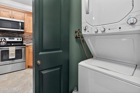 17 Belmont Court Red Bank NJ 07701