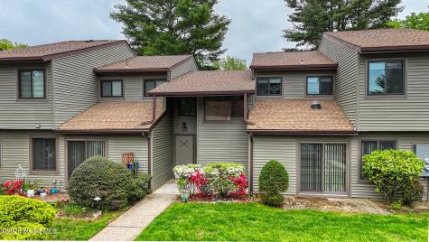 17 Belmont Court Red Bank NJ 07701