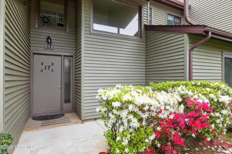 17 Belmont Court Red Bank NJ 07701