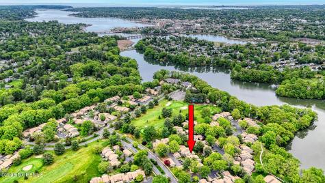 17 Belmont Court Red Bank NJ 07701