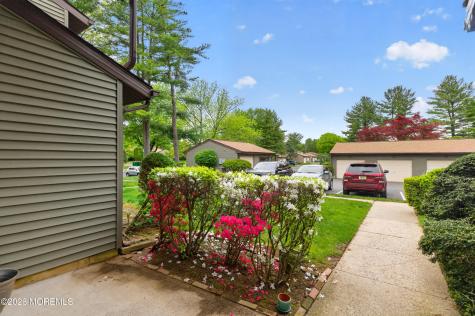 17 Belmont Court Red Bank NJ 07701