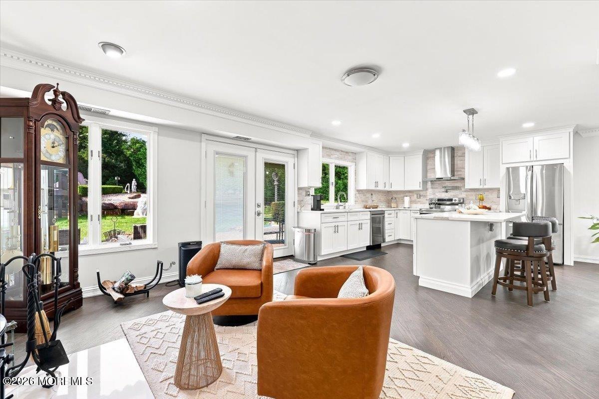 19 Hillside Road Manalapan NJ 07726