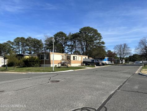 13 Bluebird Lane Whiting NJ 08759