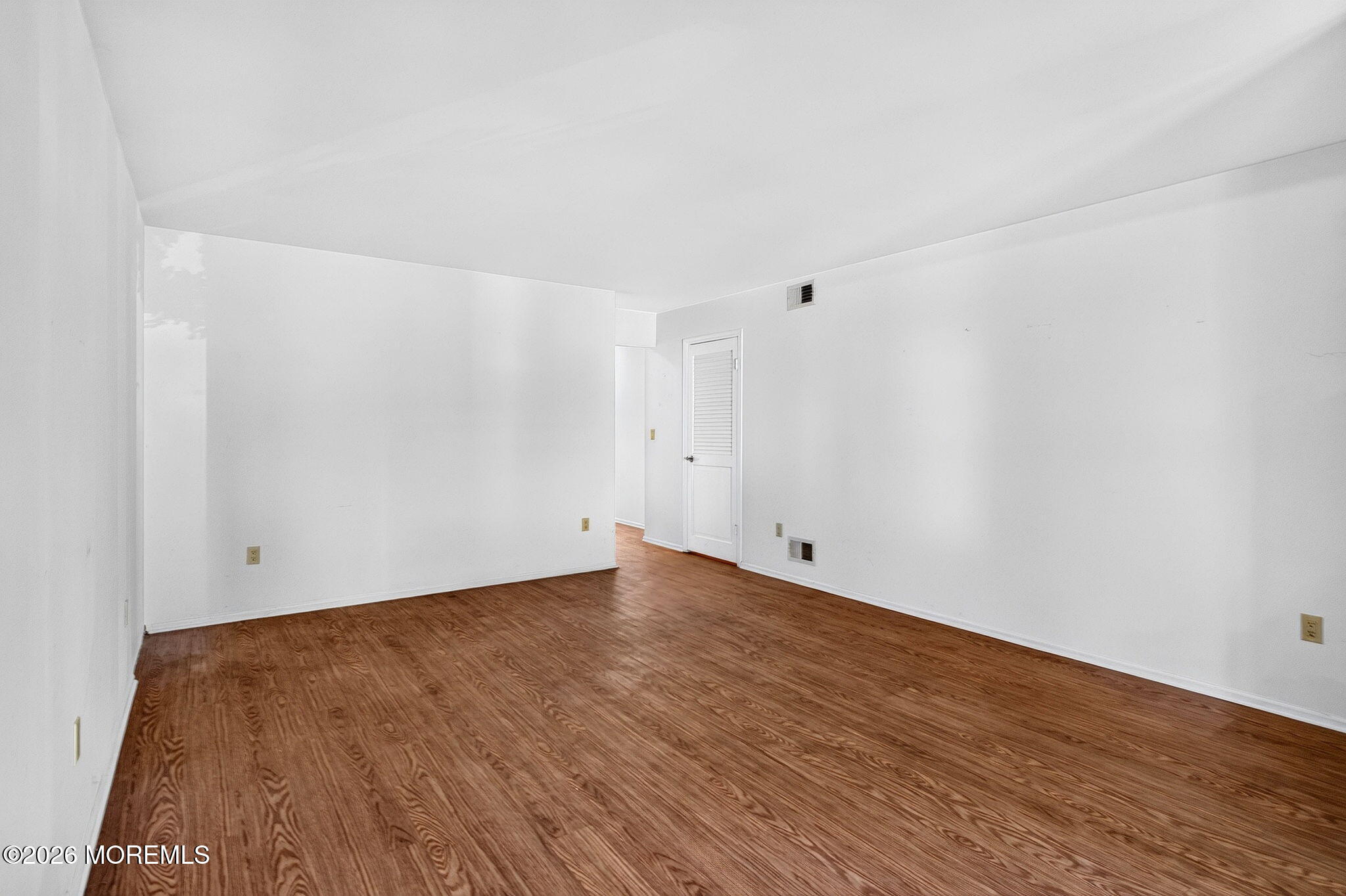 162 Gayle Court Lakewood NJ 08701