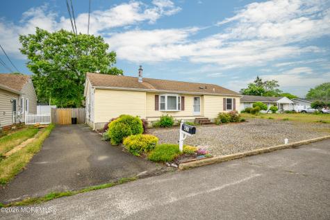 407 Sinclair Avenue Lanoka Harbor NJ 08734